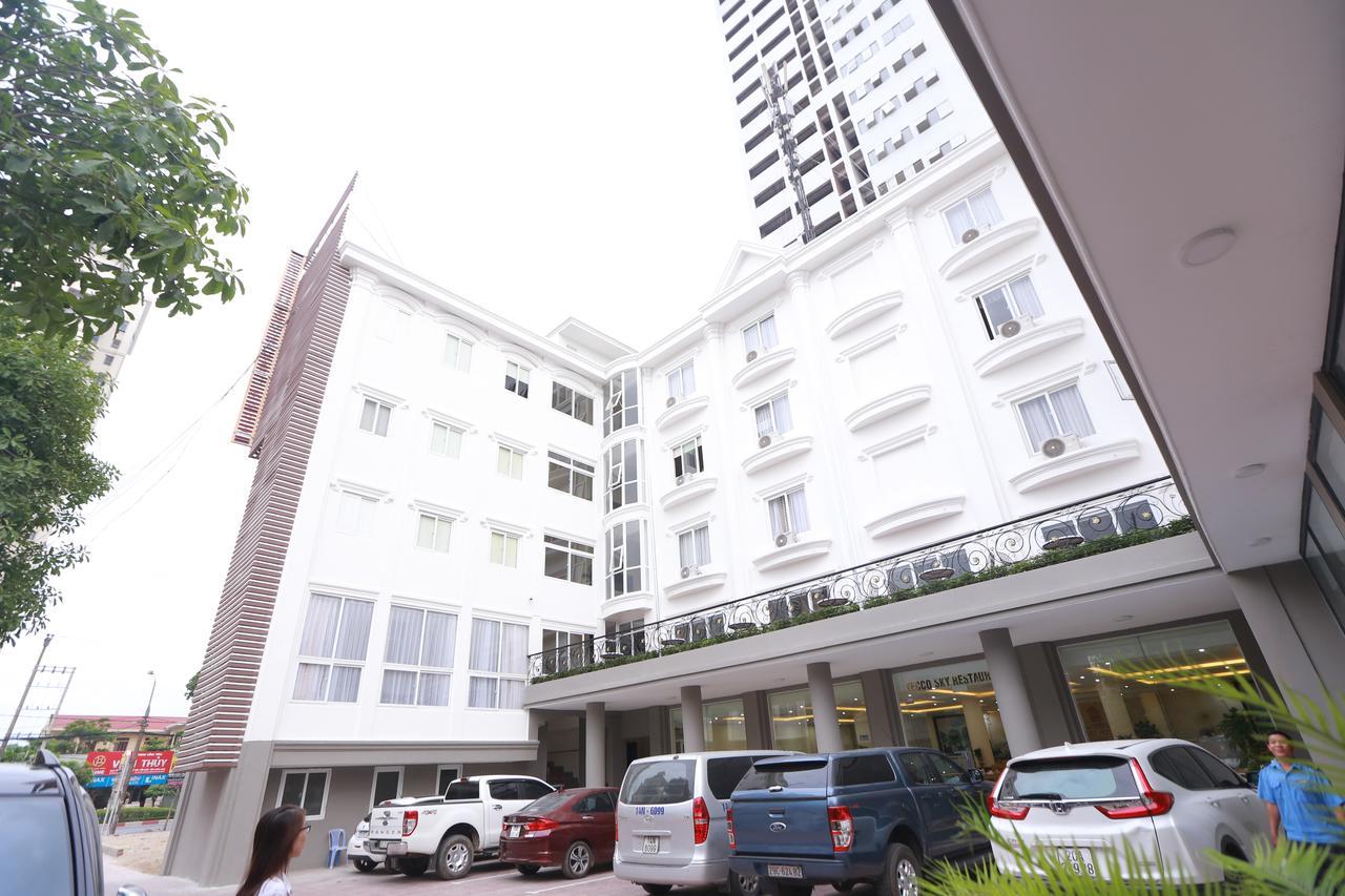 Tecco Sky Hotel & Spa Vinh Buitenkant foto